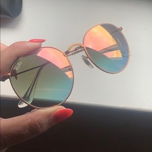 RAY BAN FOLDING ROSE GOLD FLASH ROUND SUNNIES